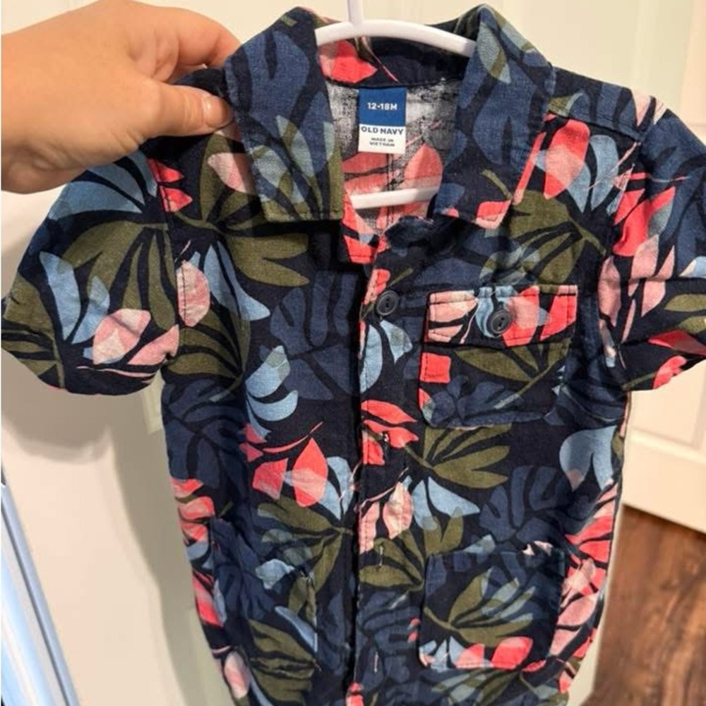 Old Navy Leafy Print Baby Shirt - Blue, Green, Pink